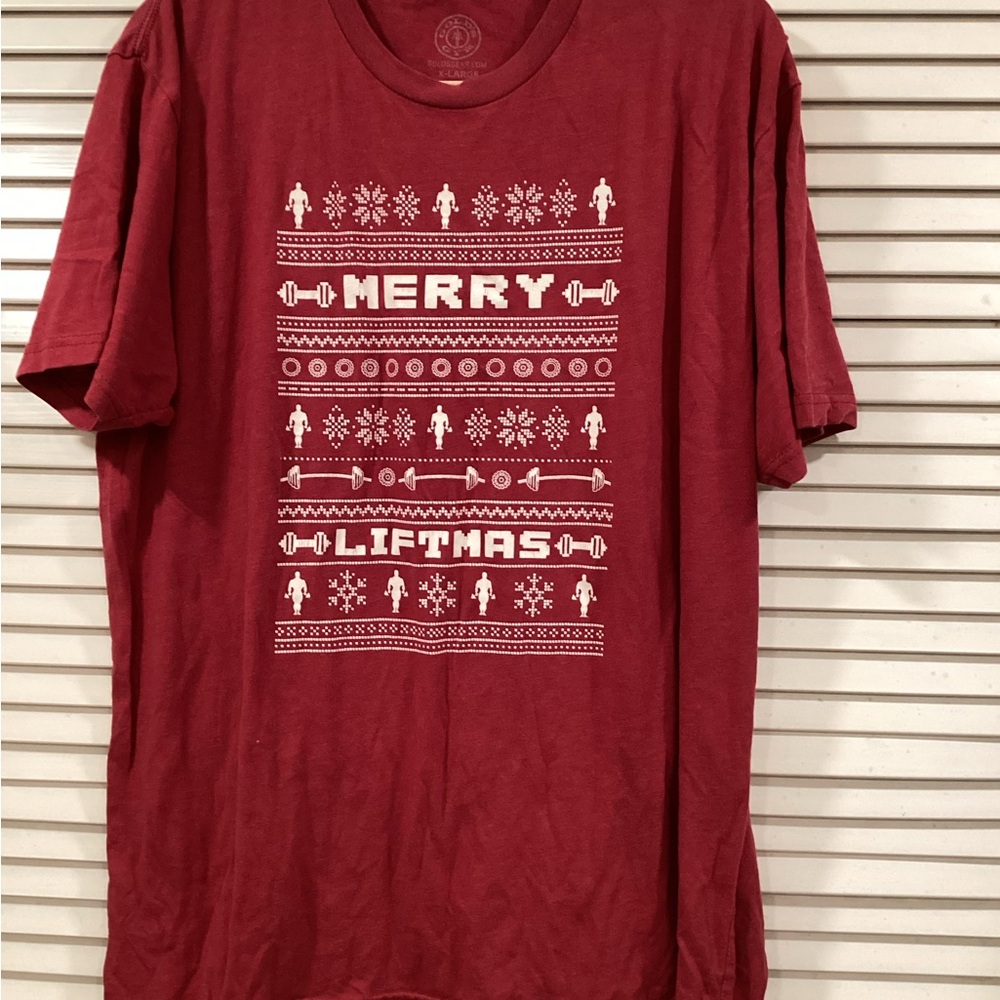 Red Merry Liftmas T-Shirt Official Golds Gym Apparel XL